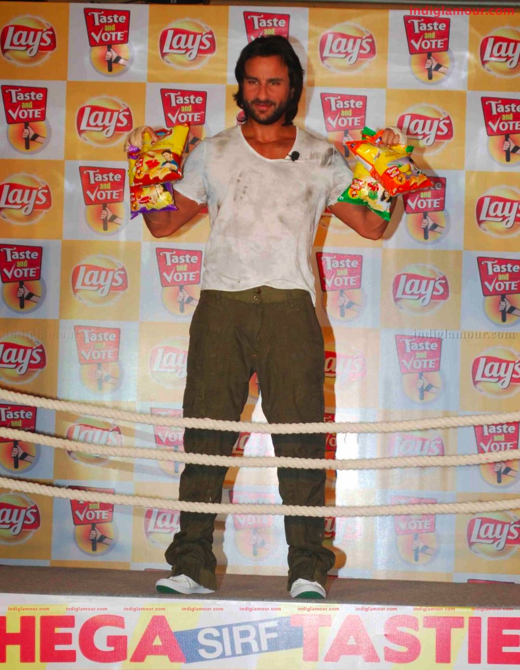 Saif Ali Khan Launches new flavours of Lays Event hd photo