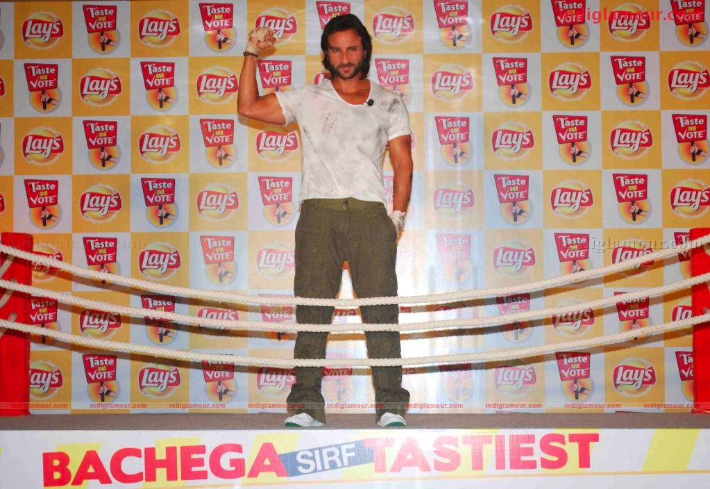Saif Ali Khan Launches new flavours of Lays Event hd photo