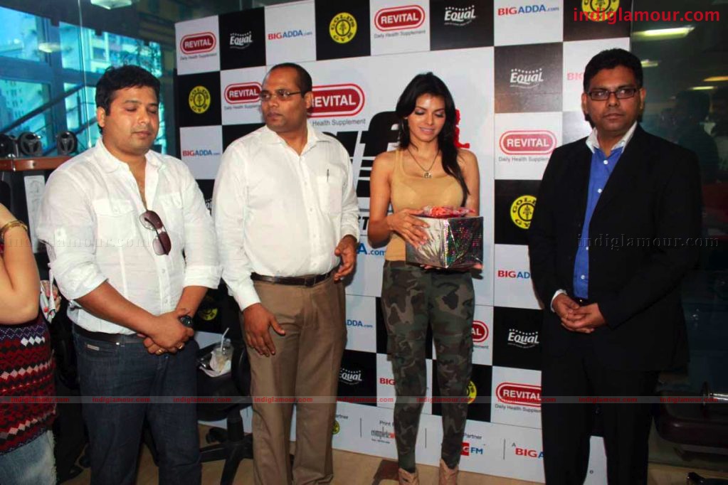 Sherlyn Chopra at Golds gym Event hd photo