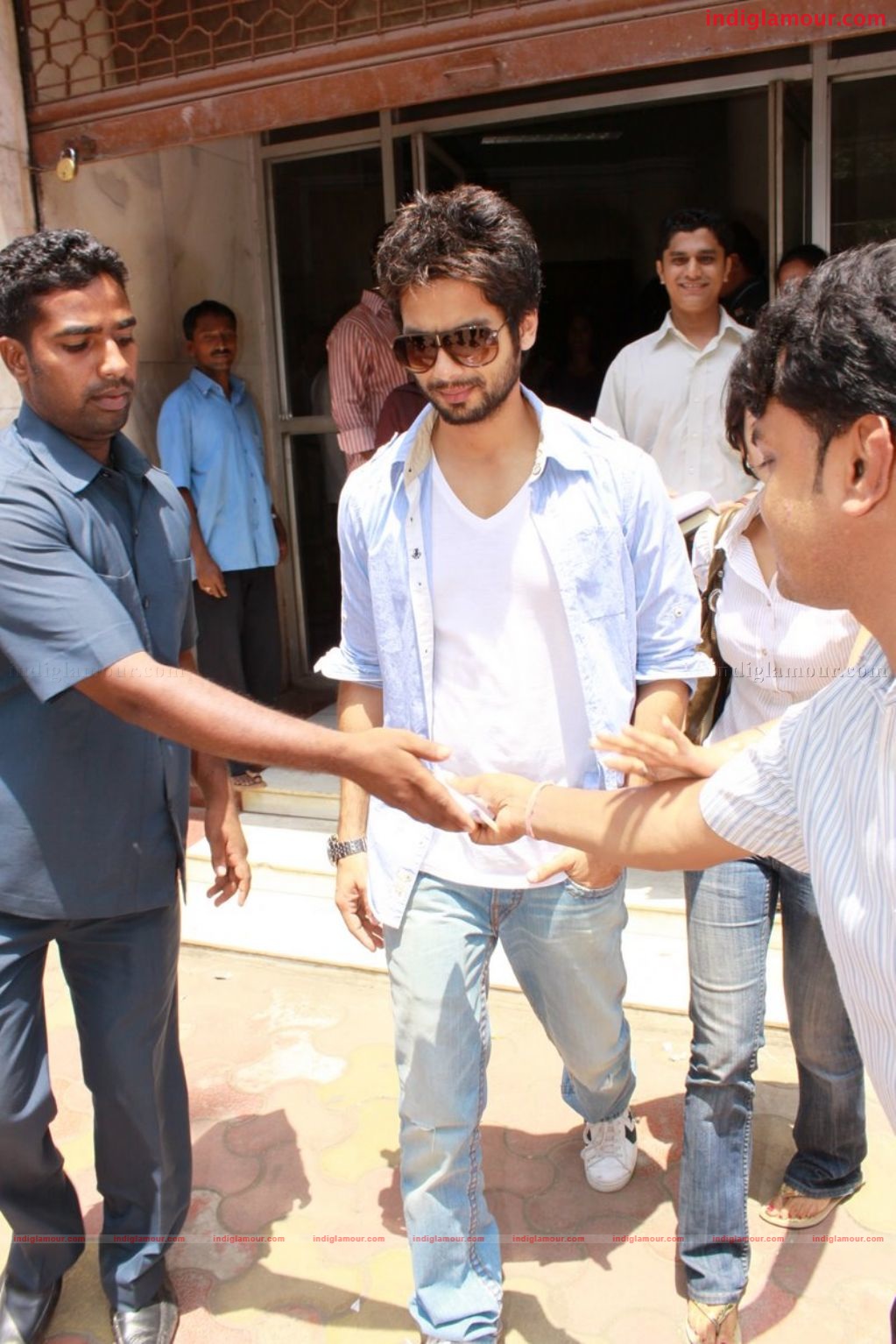 Badmash Company starcast  at  Radio Mirchi Event hd photo