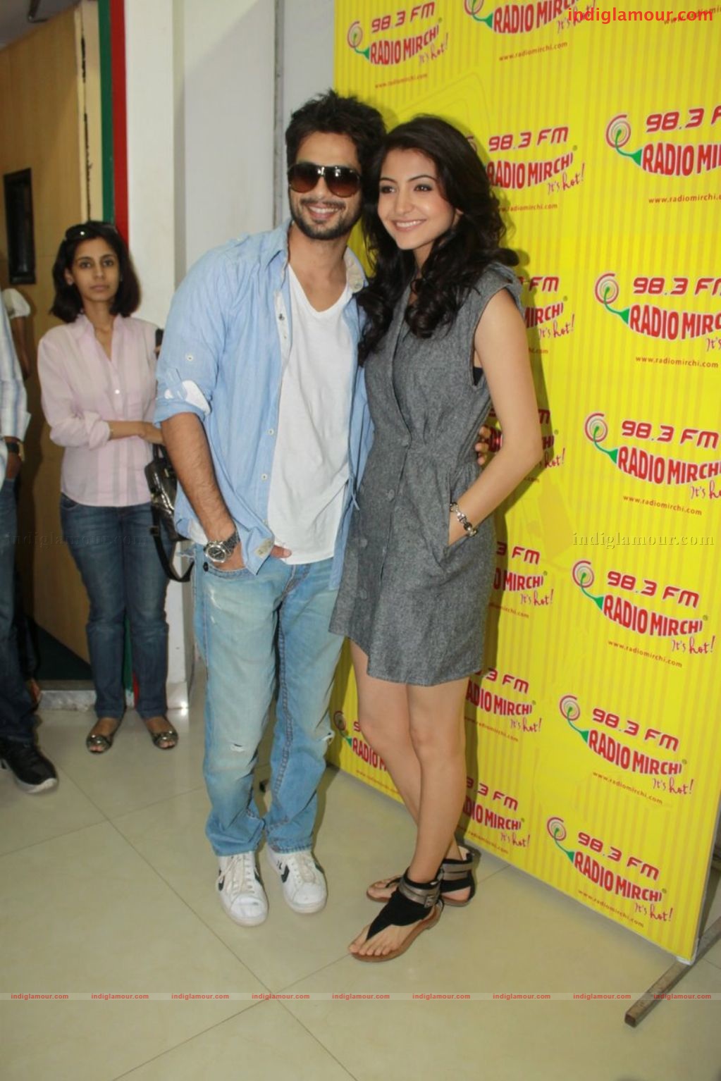 Badmash Company starcast  at  Radio Mirchi Event hd photo