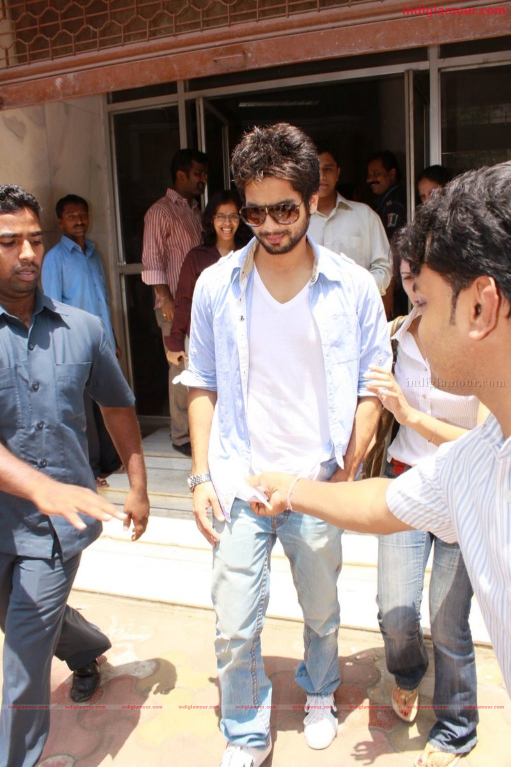 Badmash Company starcast  at  Radio Mirchi Event hd photo