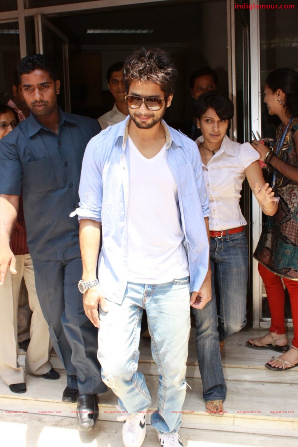Badmash Company starcast  at  Radio Mirchi Event hd photo