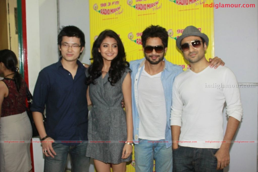 Badmash Company starcast  at  Radio Mirchi Event hd photo