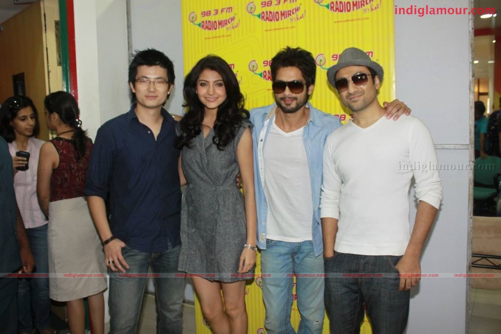 Badmash Company starcast  at  Radio Mirchi Event hd photo