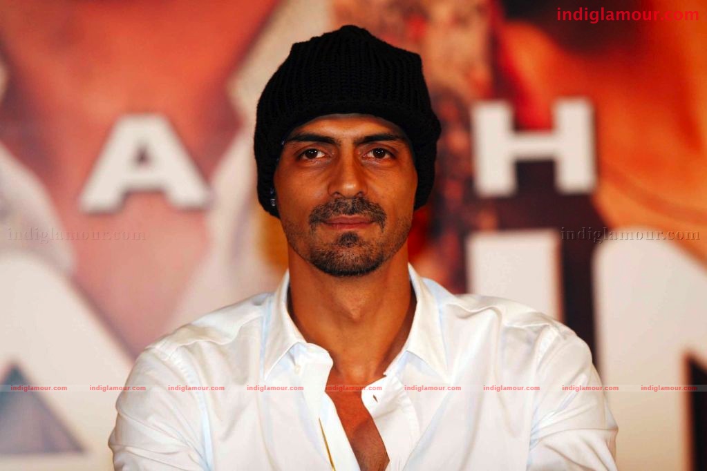 Raajneeti Press Conference Event hd photo