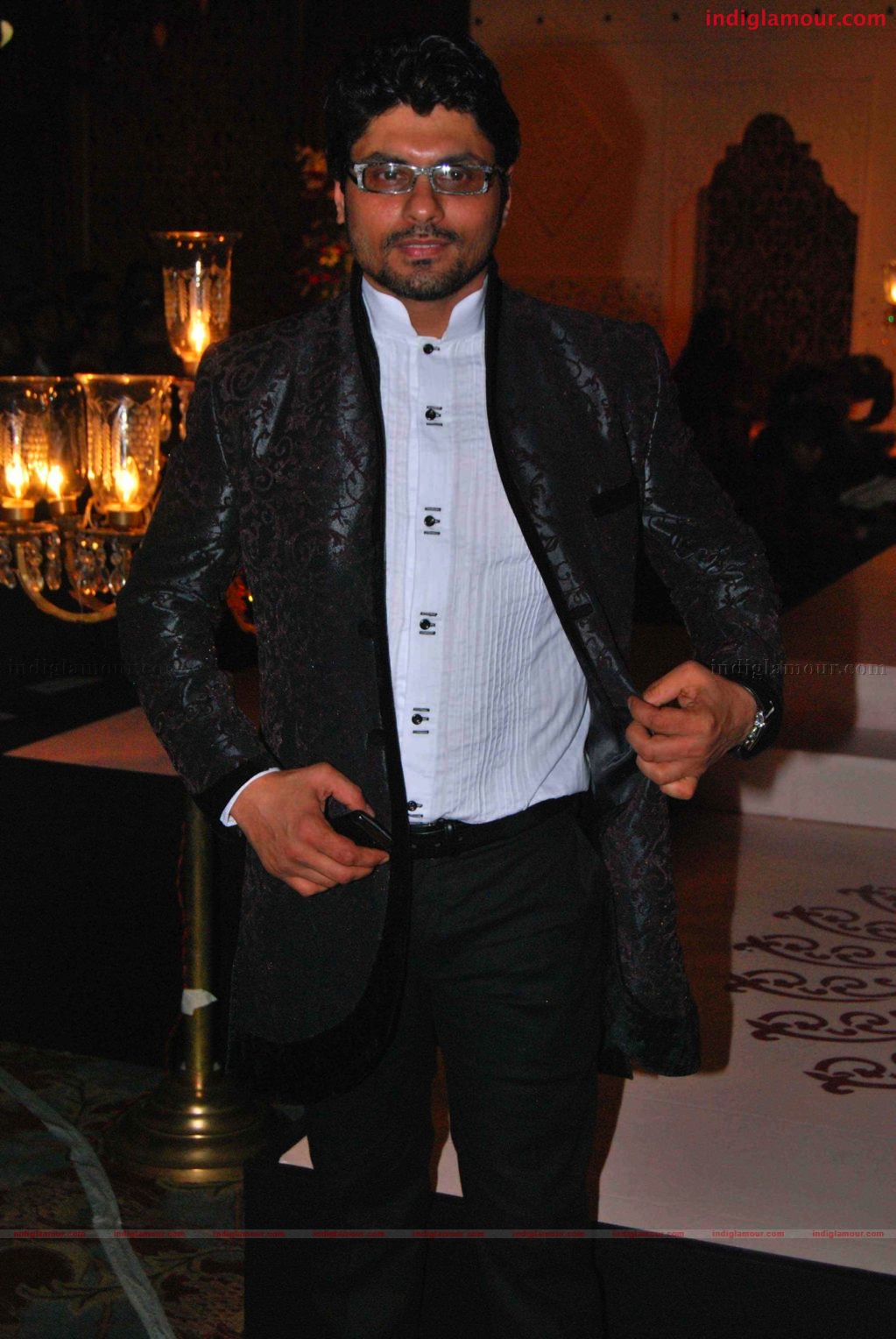 Riaz Gangji's Musical Ramp Show Event hd photo