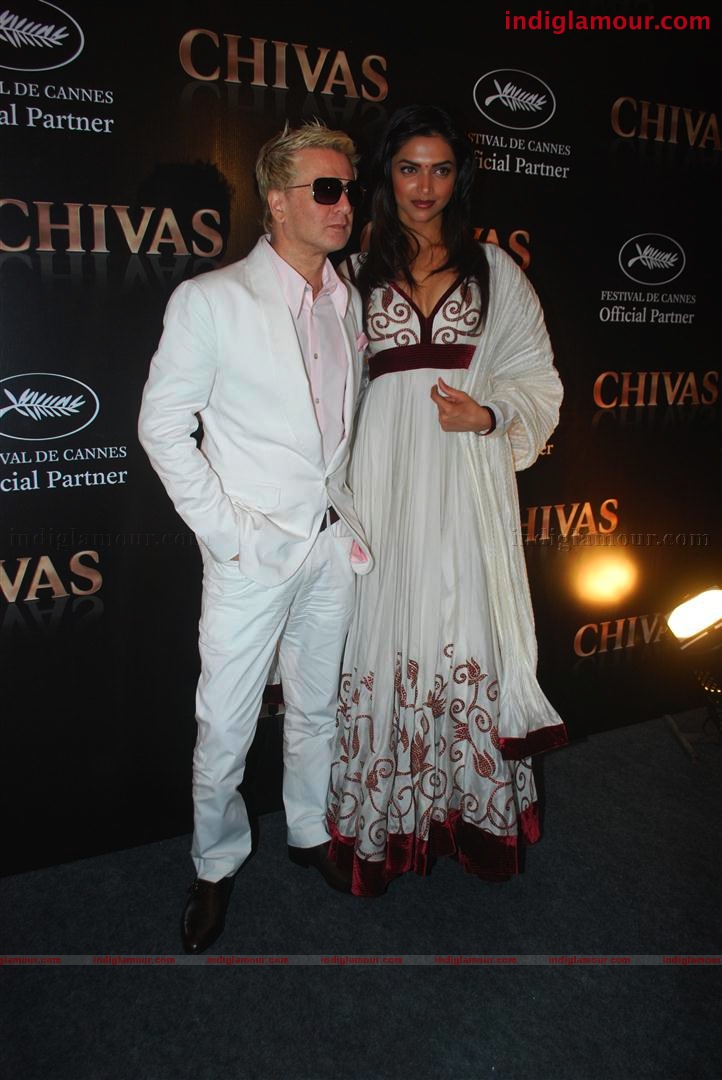 Deepika padukone and Rohit Behal at chivas press meet Event hd photo