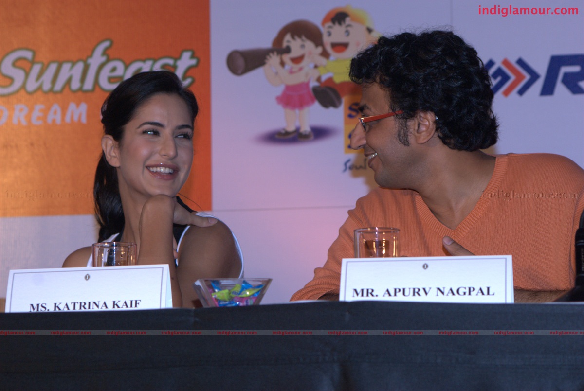 Katrina Kaif and A. R. Rehman at the launch of Rhyme Skool Event hd photo
