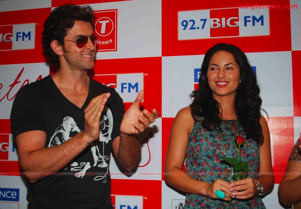 Hritik Roshan and Bárbara Mori met contest winners at Big FM Studio Event hd photo