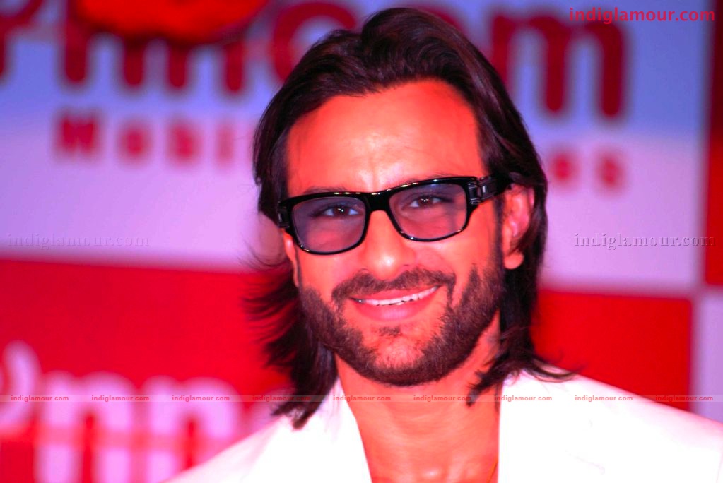 Saif Ali Khan launches Wyncom mobile Event hd photo