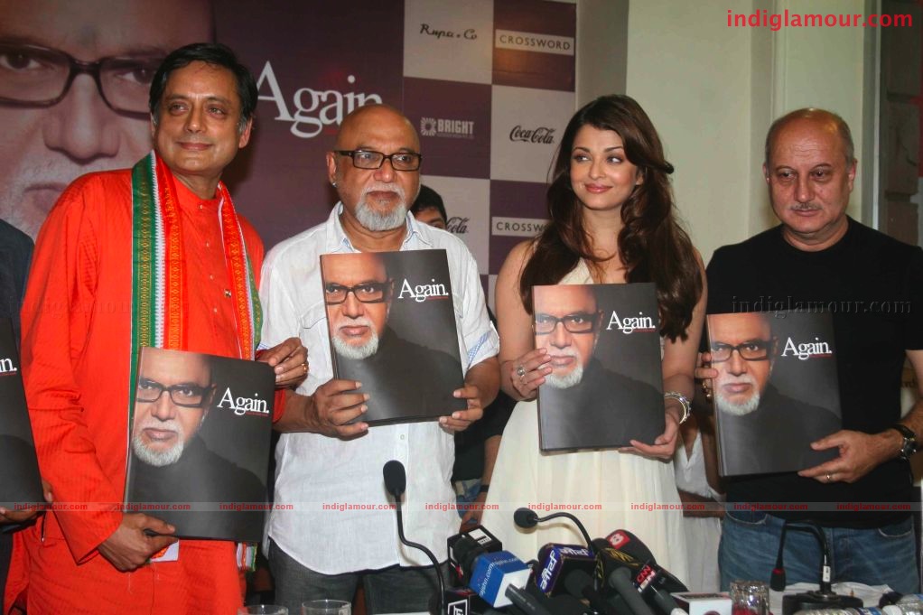Aishwarya Rai at  Pritish Nandy's Book Launch Event hd photo