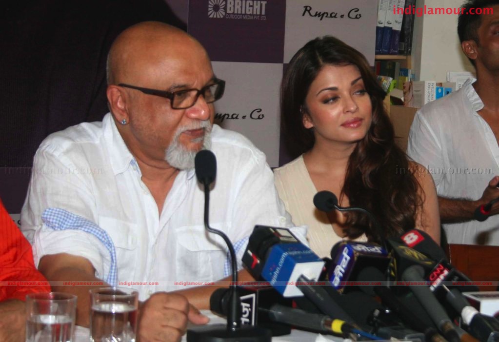 Aishwarya Rai at  Pritish Nandy's Book Launch Event hd photo