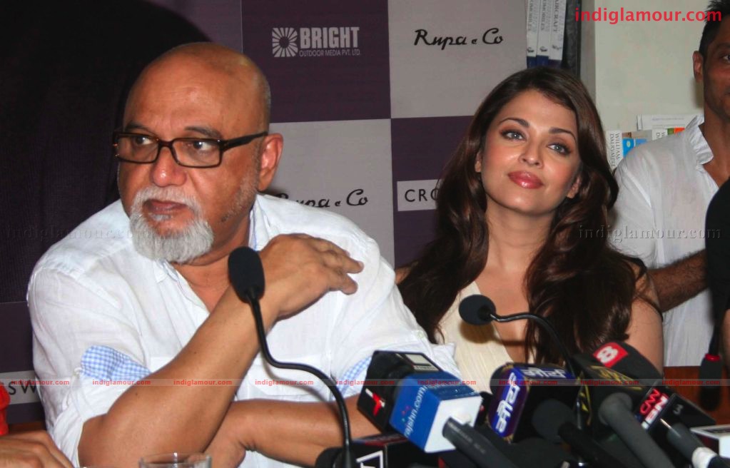 Aishwarya Rai at  Pritish Nandy's Book Launch Event hd photo