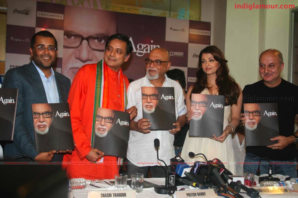 Aishwarya Rai at  Pritish Nandy's Book Launch Event hd photo