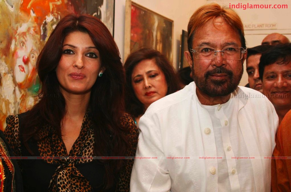 Rajesh Khanna and Twinkle Khanna inagurates Prithvi Soni's Exhibition Event hd photo