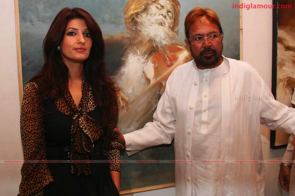 Rajesh Khanna and Twinkle Khanna inagurates Prithvi Soni's Exhibition Event hd photo