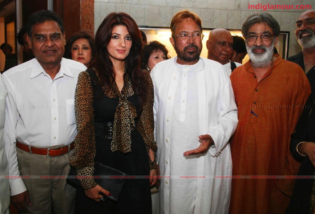Rajesh Khanna and Twinkle Khanna inagurates Prithvi Soni's Exhibition Event hd photo
