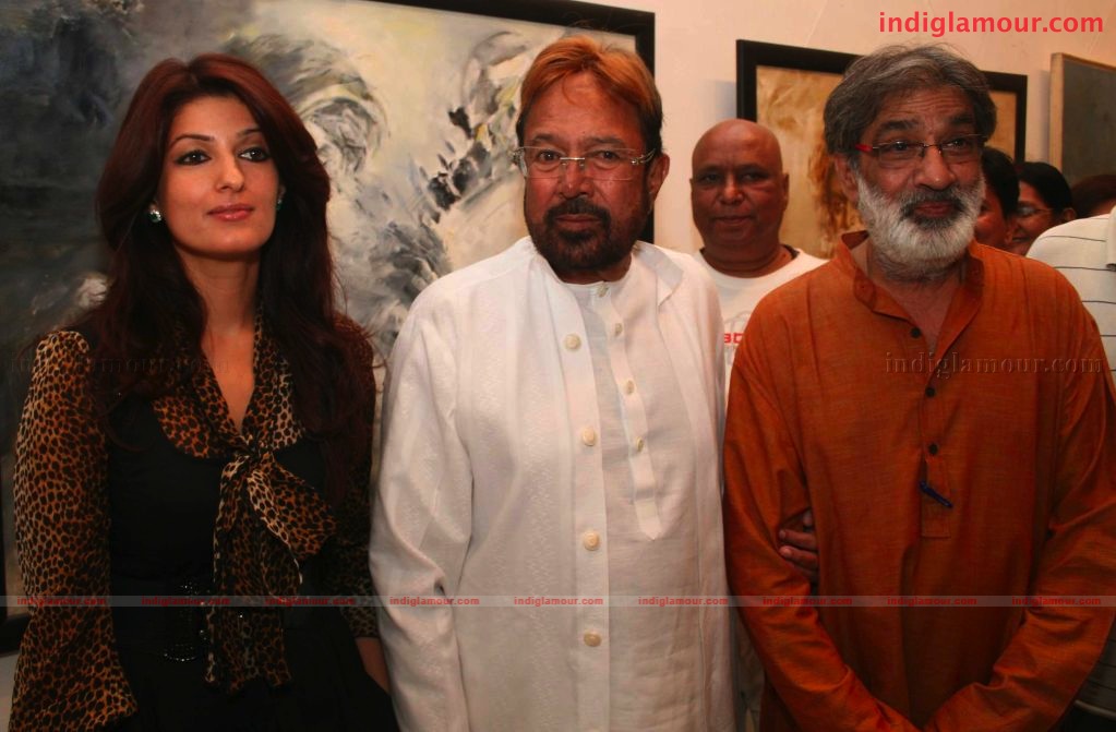 Rajesh Khanna and Twinkle Khanna inagurates Prithvi Soni's Exhibition Event hd photo