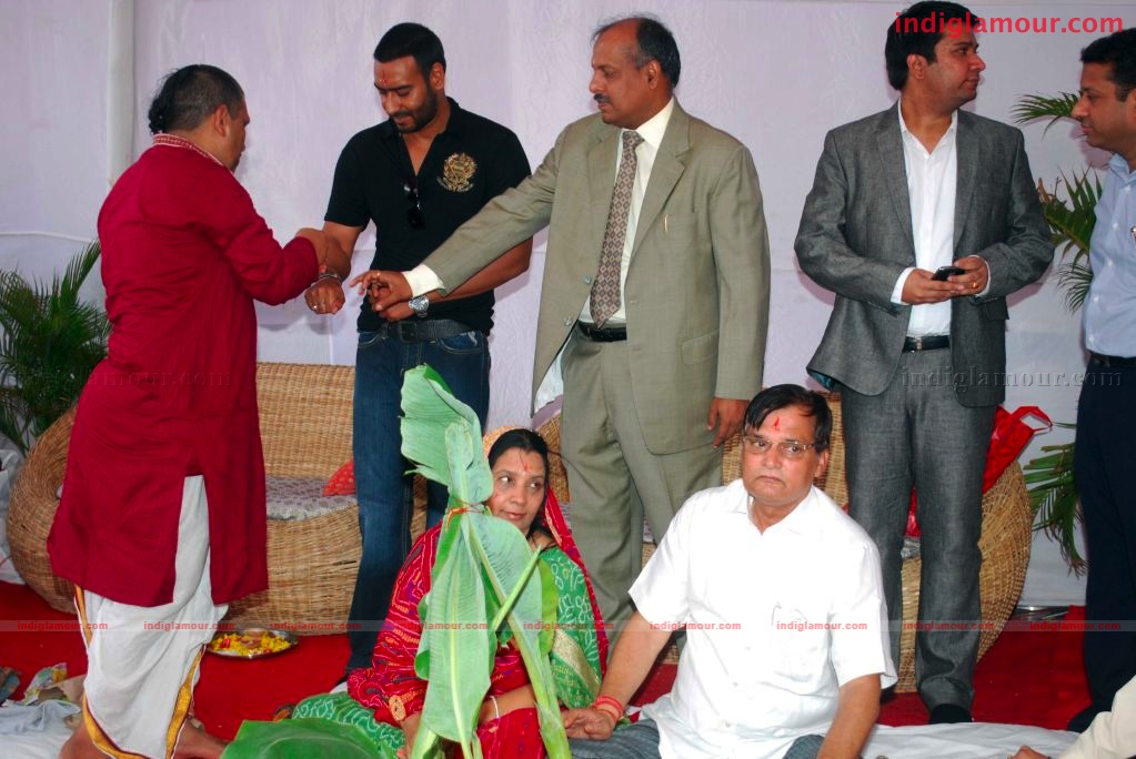 Ajay devgn launches roha infrastructure developers's new project Event hd photo