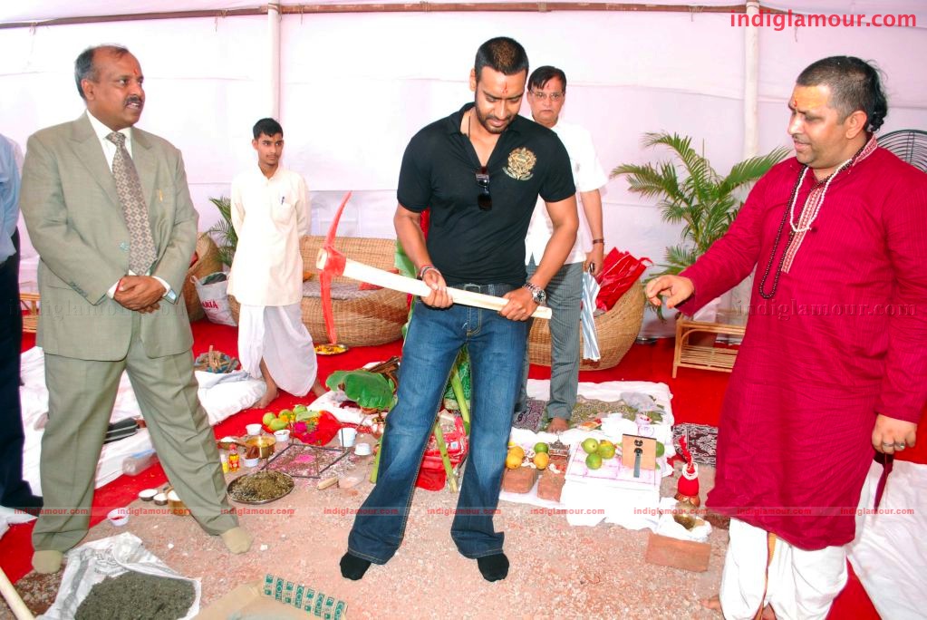 Ajay devgn launches roha infrastructure developers's new project Event hd photo