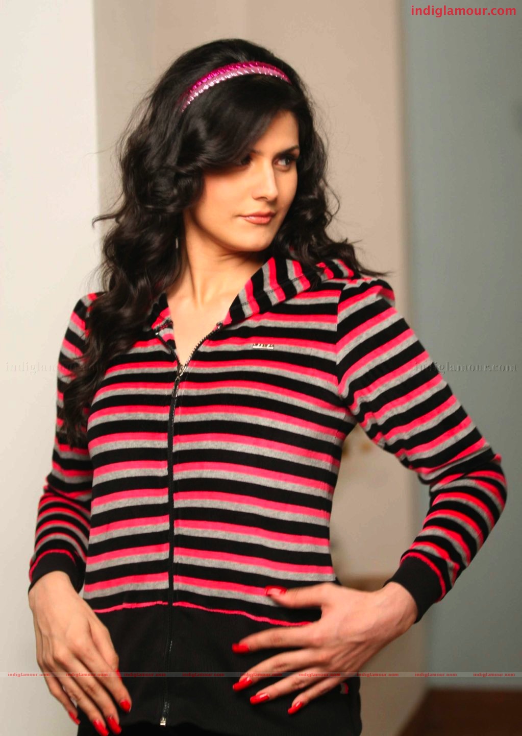 Zarine Khan Photo shoot for  Sweet Dream Lounge Wear Event hd photo
