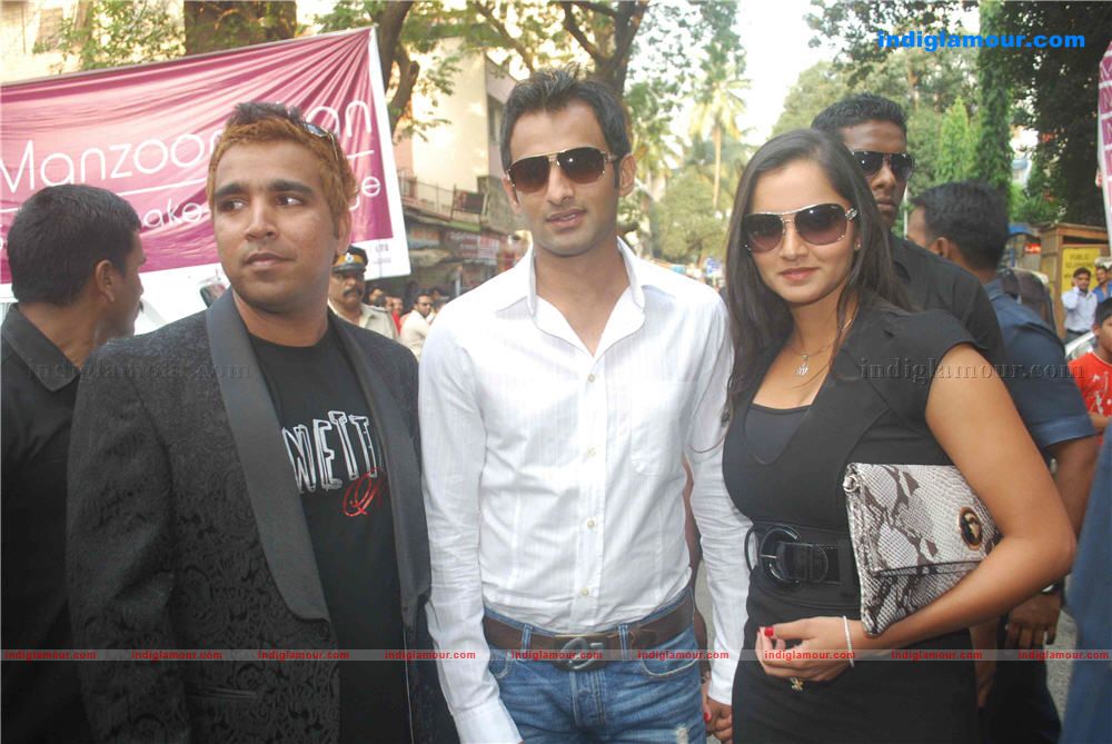 Manzoor Khan Saloon launch by Sania Mirza and Soheb Malik Event hd photo