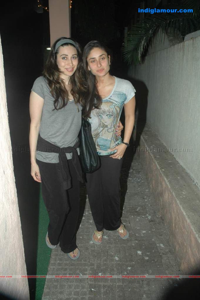 Karisma Kareena watch Golmaal Event hd photo