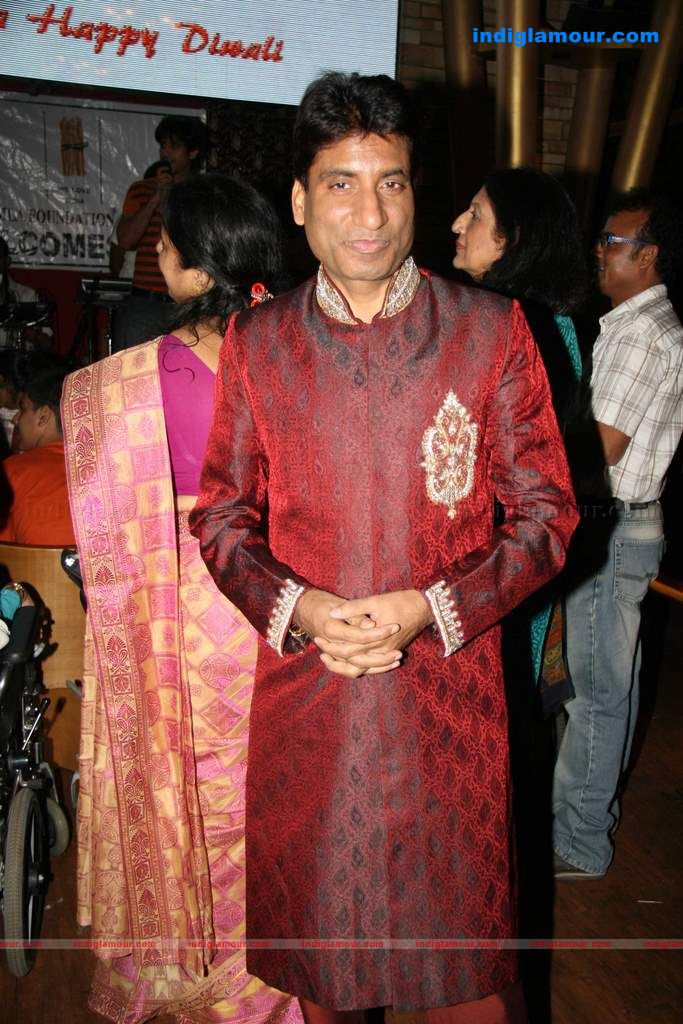 Shaan, Brinda Parekh at Asif Bhammla Diwali celebrations Event hd photo