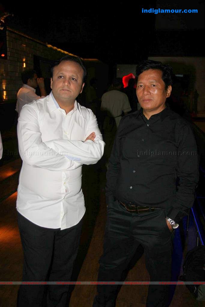 Shaan, Brinda Parekh at Asif Bhammla Diwali celebrations Event hd photo