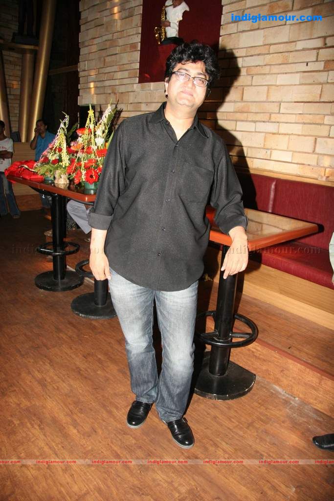 Shaan, Brinda Parekh at Asif Bhammla Diwali celebrations Event hd photo