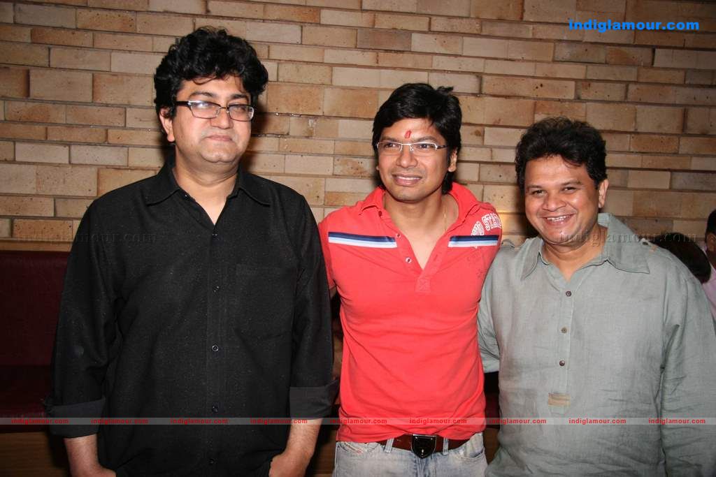 Shaan, Brinda Parekh at Asif Bhammla Diwali celebrations Event hd photo