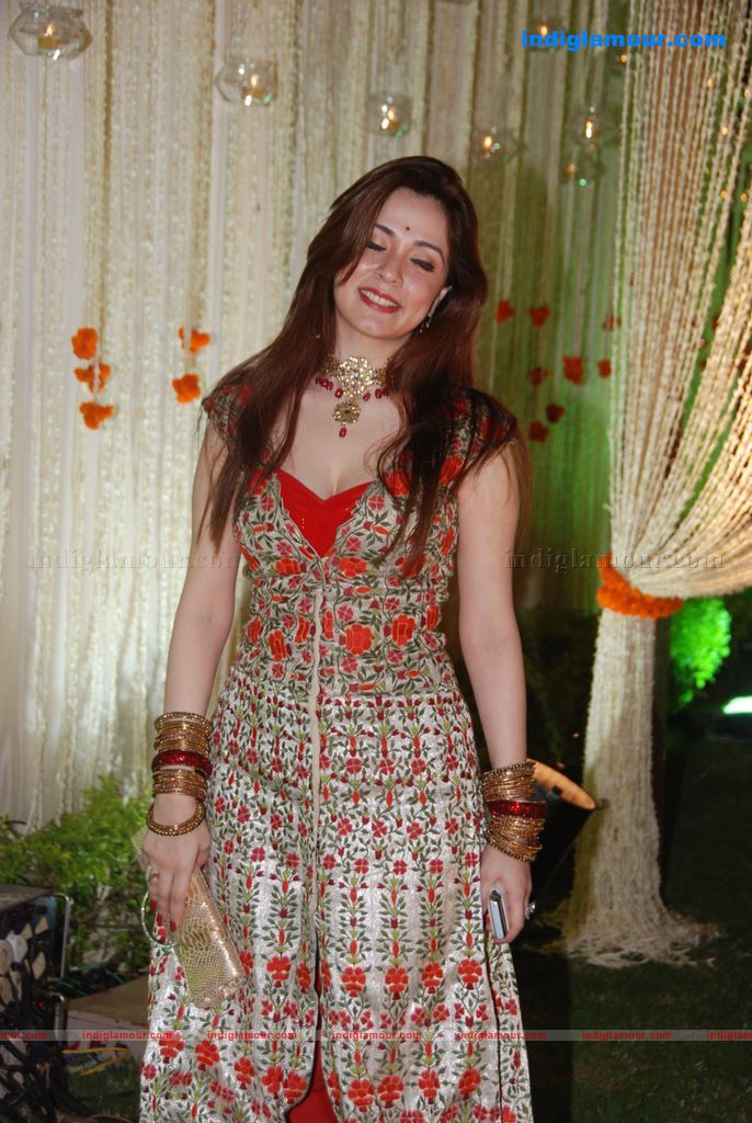 Vivek And Priyanka Oberoi's wedding reception Event hd photo