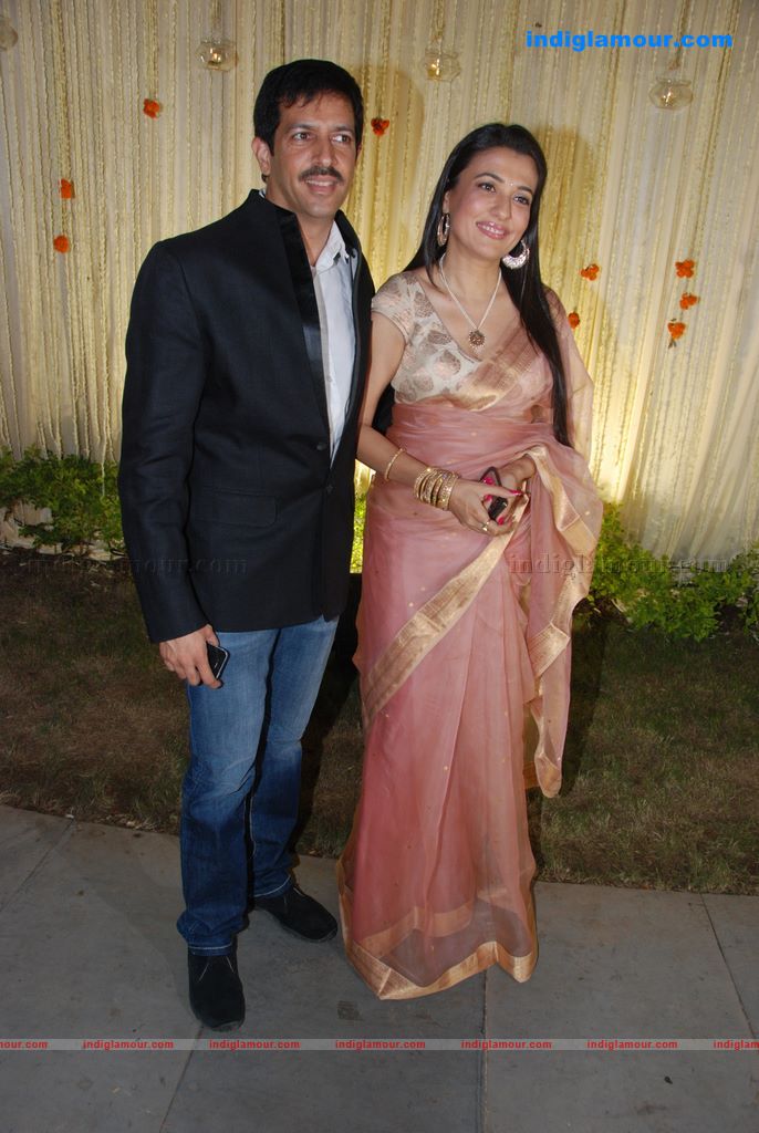 Vivek And Priyanka Oberoi's wedding reception Event hd photo