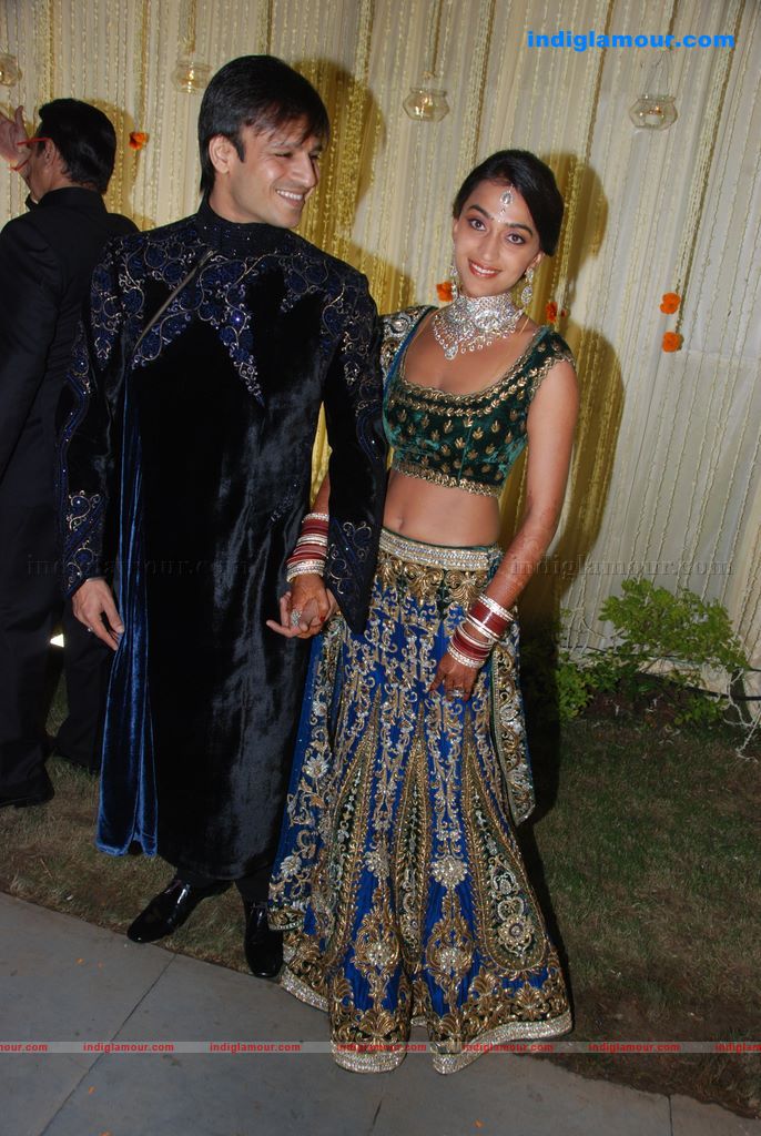 Vivek And Priyanka Oberoi's wedding reception Event hd photo