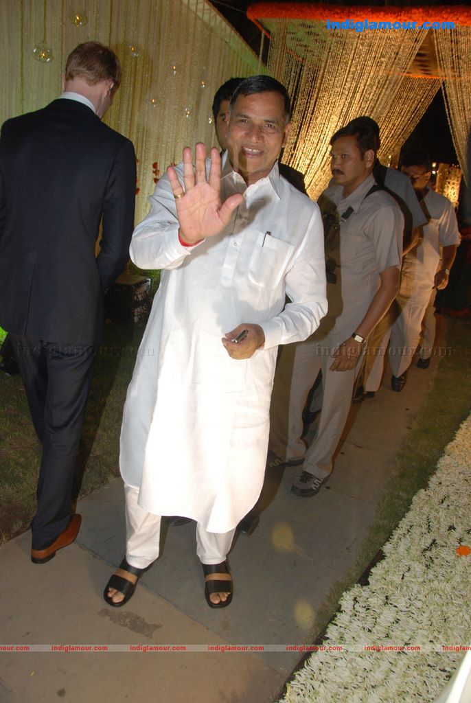 Vivek And Priyanka Oberoi's wedding reception Event hd photo