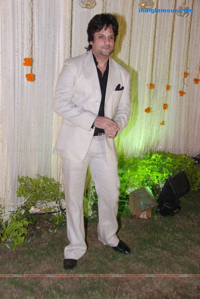 Vivek And Priyanka Oberoi's wedding reception Event hd photo