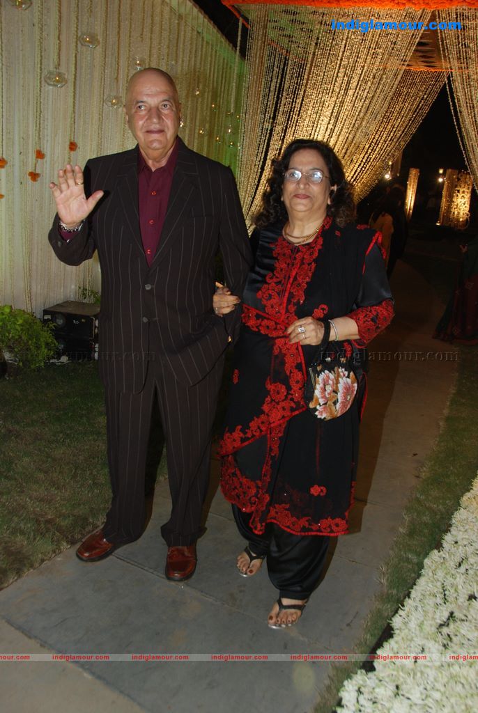 Vivek And Priyanka Oberoi's wedding reception Event hd photo