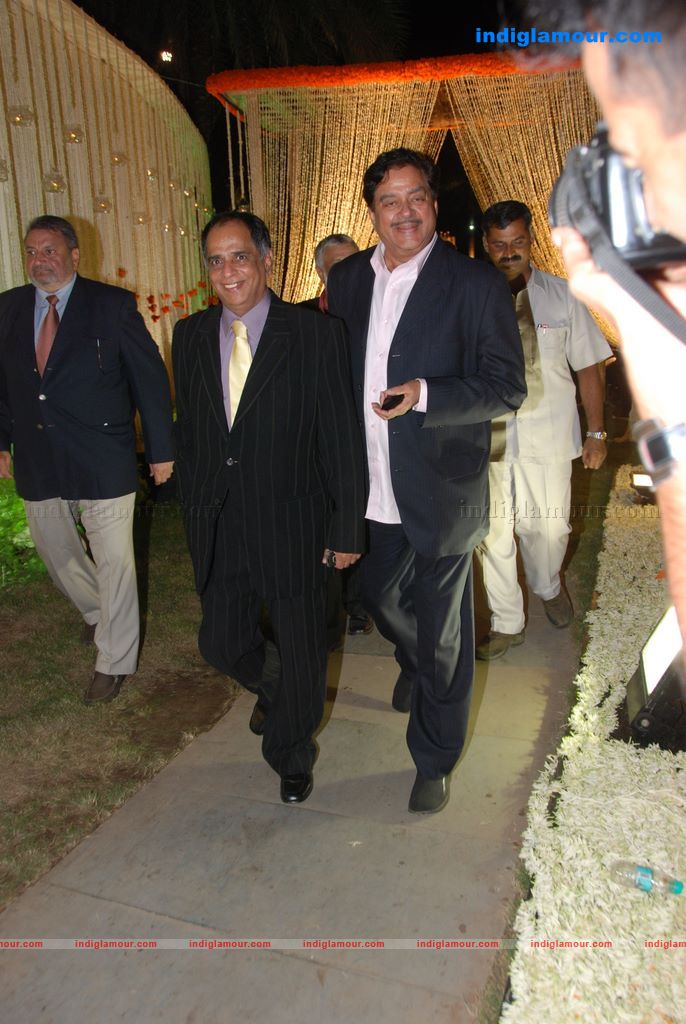 Vivek And Priyanka Oberoi's wedding reception Event hd photo