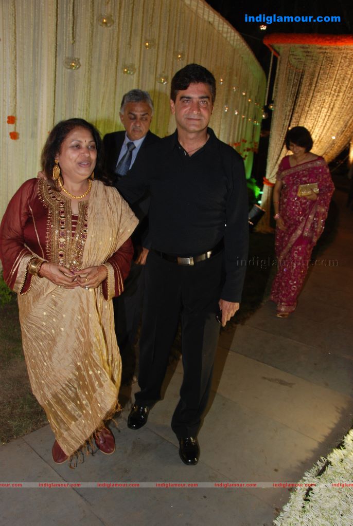 Vivek And Priyanka Oberoi's wedding reception Event hd photo