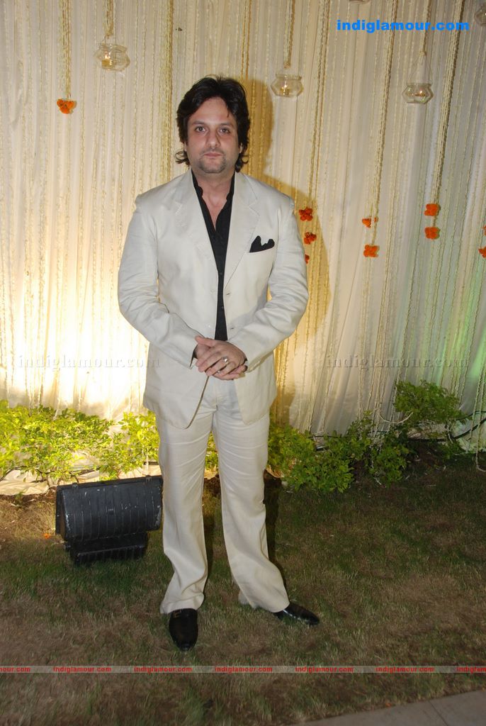 Vivek And Priyanka Oberoi's wedding reception Event hd photo