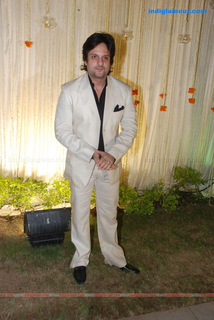 Vivek And Priyanka Oberoi's wedding reception Event hd photo