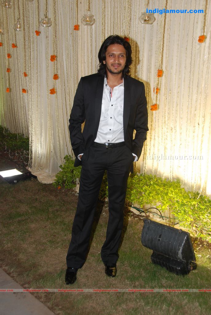 Vivek And Priyanka Oberoi's wedding reception Event hd photo