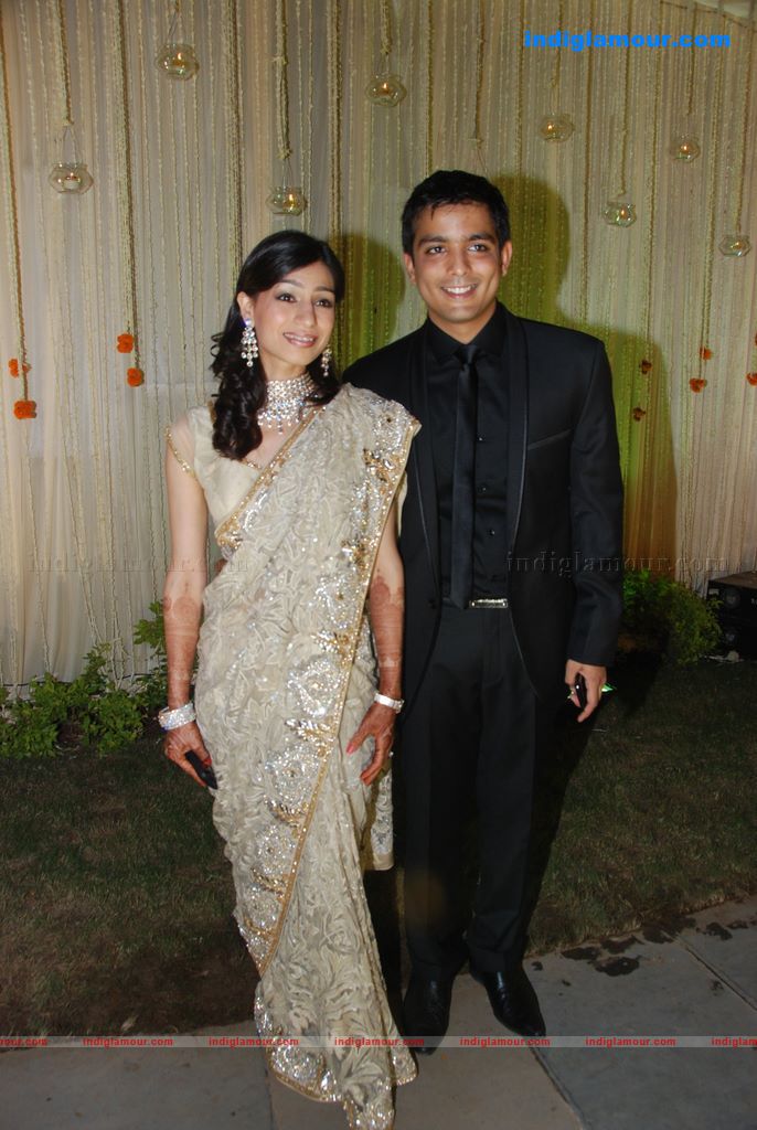 Vivek And Priyanka Oberoi's wedding reception Event hd photo