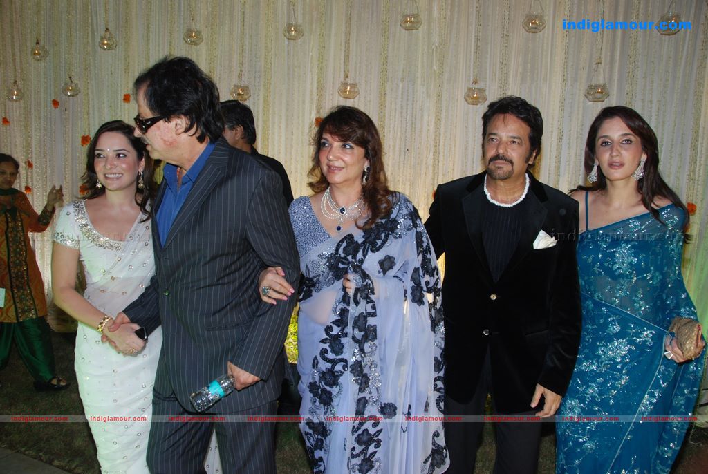 Vivek And Priyanka Oberoi's wedding reception Event hd photo