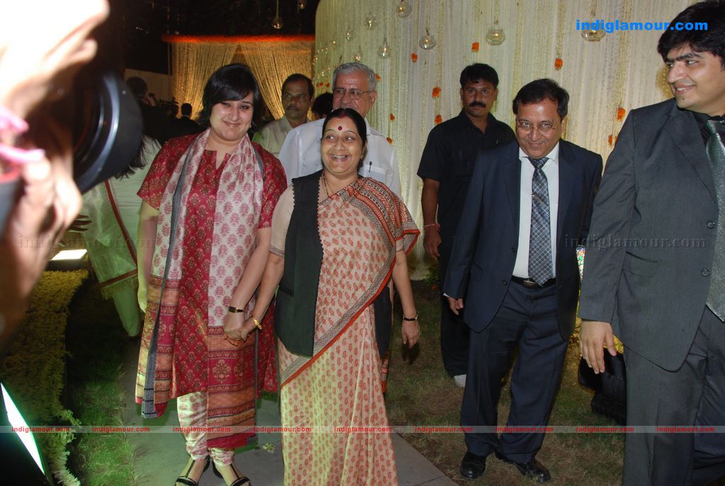 Vivek And Priyanka Oberoi's wedding reception Event hd photo