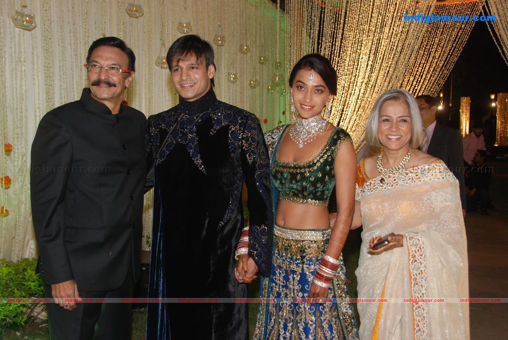 Vivek And Priyanka Oberoi's wedding reception Event hd photo