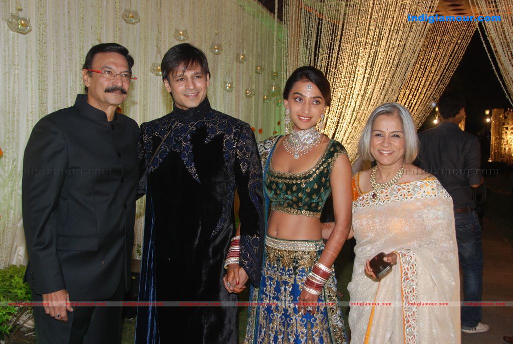 Vivek And Priyanka Oberoi's wedding reception Event hd photo