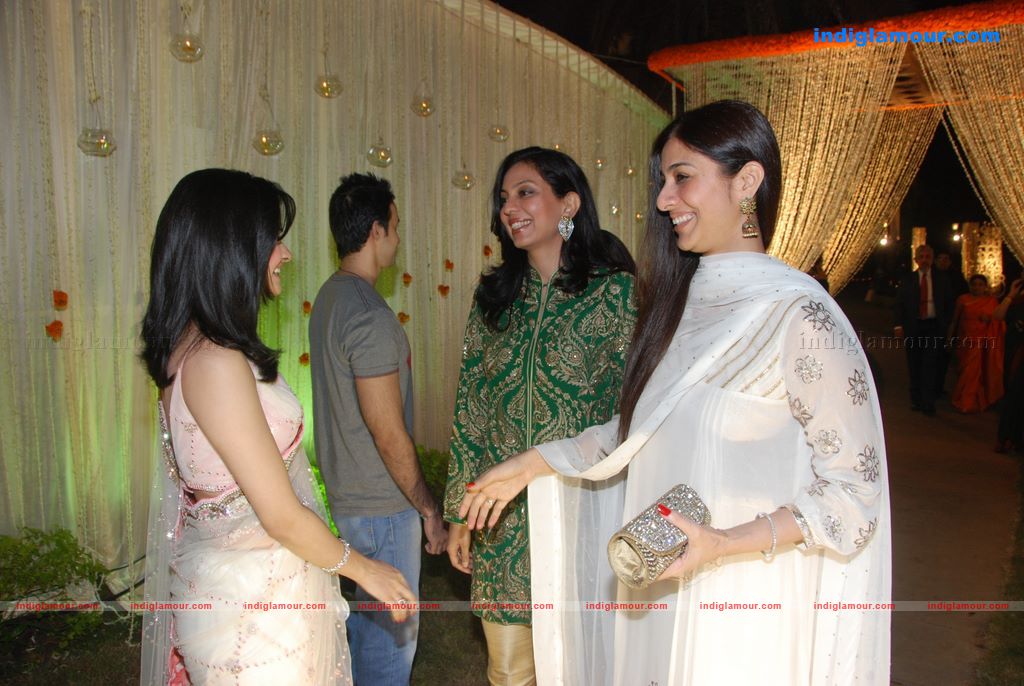 Vivek And Priyanka Oberoi's wedding reception Event hd photo