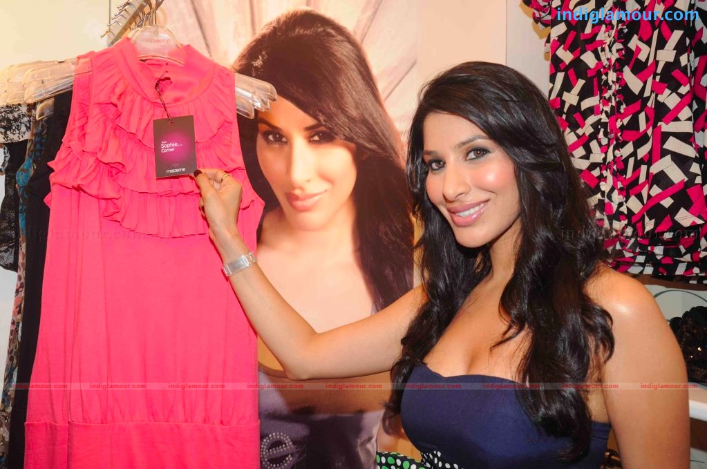 Sophie Corner Launch at Madam store Event hd photo